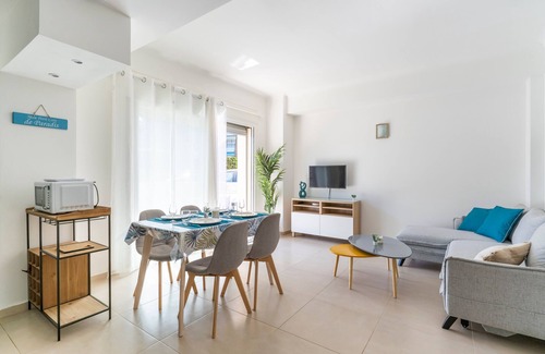 Cap-d'Antibes Apartment | Le Grand Large - Appt proche plage Antibes