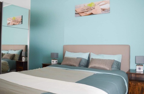Saint Joseph/Mittelharth Apartment | "Le Green St Léon"lit Queen Size Idéal Couple