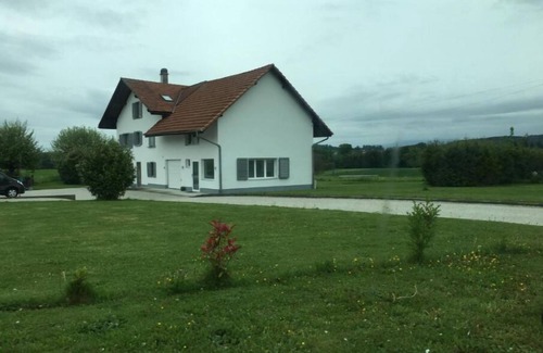 Lechelles Apartment | LE Gueravet