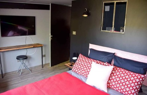 Carcans Bed & Breakfast | LE HANGAR GÎTE CARCANS City