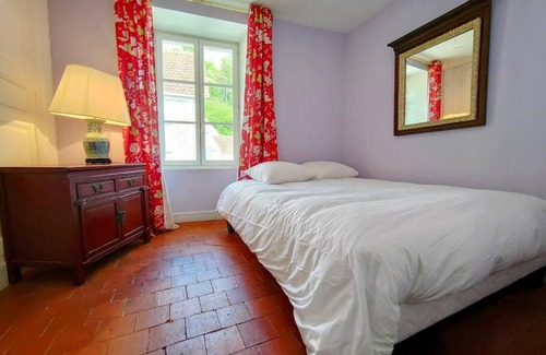 Druyes-les-Belles-Fontaines Villa | Le Home Chanzy