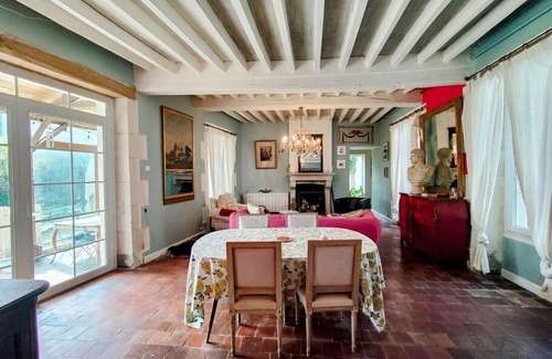 Druyes-les-Belles-Fontaines Villa | Le Home Chanzy