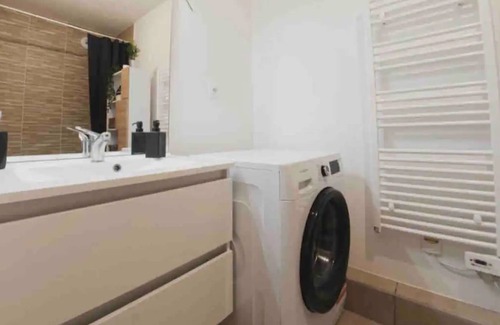 Schiltigheim House | Le Jade - Chambre d'Hôte - Marché de Noël - Parlement