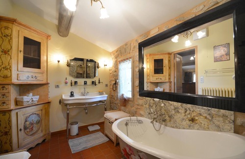 Le Thor Other | Le jardin provencal 1 LE COIN RETRO