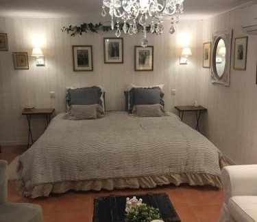 Lorgues House | Le jardin secret de Laura