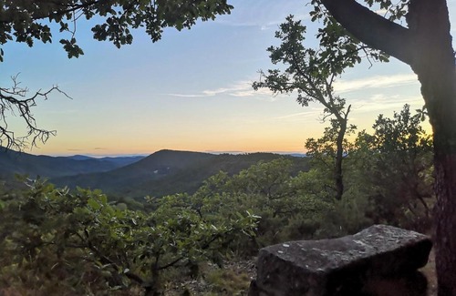 Villeneuve Bed & Breakfast | Le Jas des Cannebieres