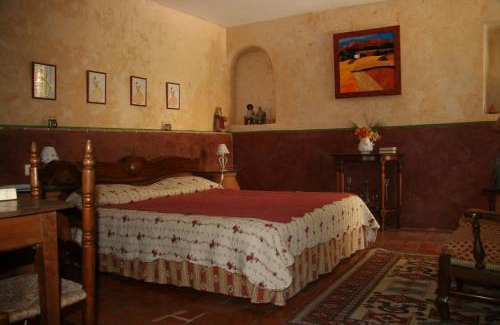 Pierrerue Bed & Breakfast | Le Jas des Nevières