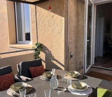 L'Isle-sur-la-Sorgue House | Le l'islois- Park&Piscine