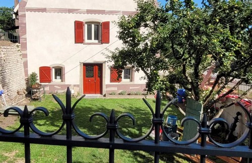 Fenetrange House | LE LAVOIR D'ADELE- SPA and SAUNA - Waterfront house at the foot of the château.