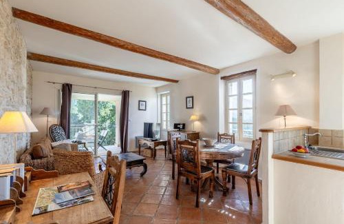 Bonnieux Apartment | Le Lieutenant