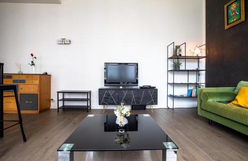 Besancon Apartment | Le Loft Horloger avec parking