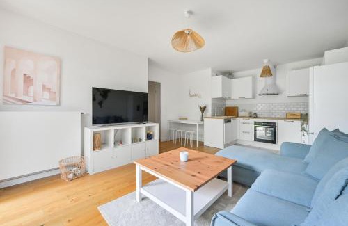 Rungis Apartment | Le Lumina - 6 pers - Proche Orly - Jardin