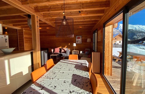 Nevache Ski Chalet | Le Mètis: Hameau des Thures Nevache Hautes Alpes
