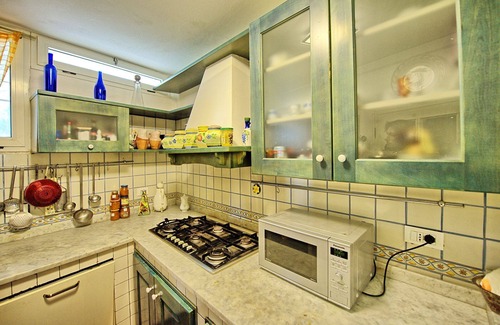 Monsummano Terme Villa | Le Maggioline: Tuscan Villa with Pool & Stunning Views. Sleeps 12, Near Florence