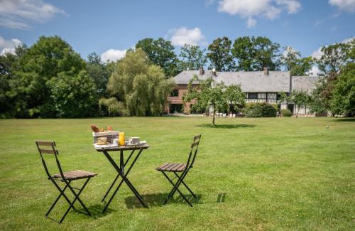 Yebleron House | Le Manoir de la campagne