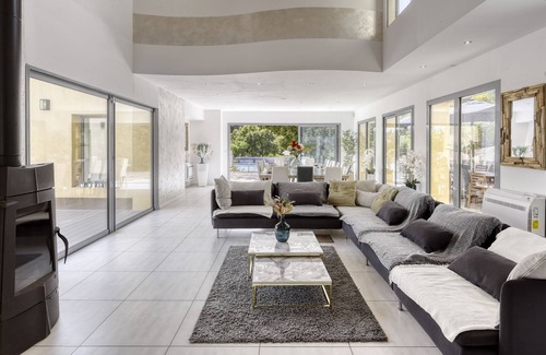 Neoules Villa | Le mas de L'esteloun 460m2 - Heated swimming pool and jacuzzi