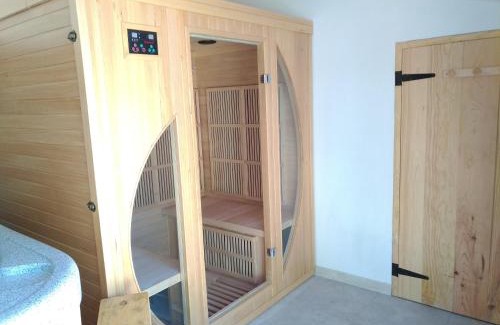 Monestier-d'Ambel House | Le Mas du Lac