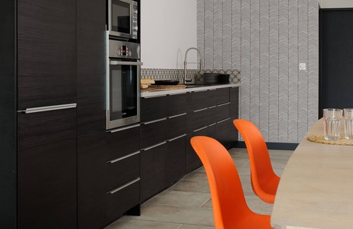 Violes Other | Le Mas - Vignes à portées de vue, Domaine viticole de l'Odylée - 12 people