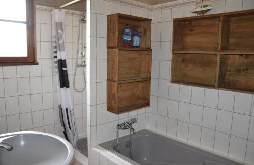 Fumel House | Le Mathi