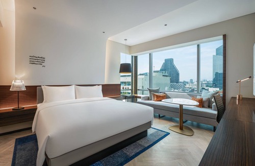 Silom Hotel | Le Meridien Bangkok
