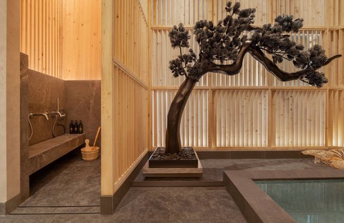 Silom Hotel | Le Meridien Bangkok