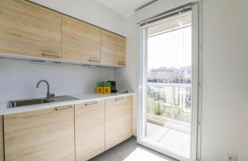 Mazargues Apartment | Le Michelet - Appart 2 ch avec terrasse et parking