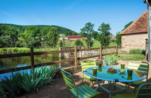 Dyo House | Le Moulin - DYO - Gîte