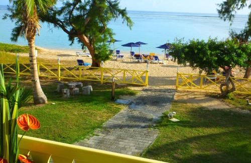 La Saline Les Bains Hotel | Le Nautile Beachfront