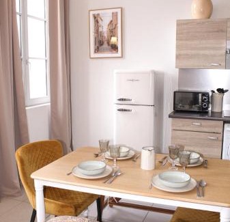 Castres Apartment | Le Nayrac l Hypercentre l Parking privé