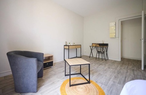 Republique Apartment | Le Nid du Mans, Downtown