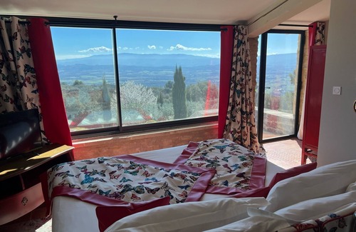 Gordes Hotel | Le Palais D'Aglaé