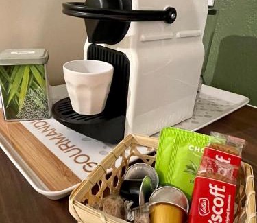 Hyeres City Centre Apartment | Le Palmae, cosy & chic - Hyères centre historique