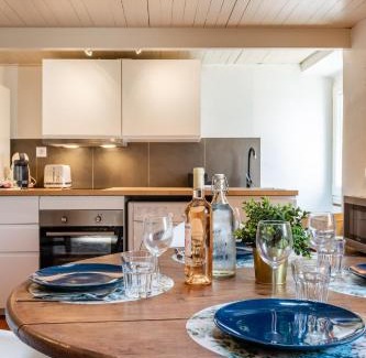 Quartier du Panier Apartment | LE PANIER ENCHANTÉ - Suites & Loft - Terrasse et patio au dessus du Vieux Port