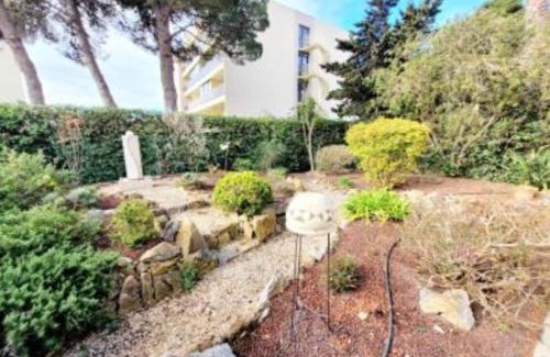 Les Arenes Apartment | Le Papounet Appartement - Maison de 150m2 à 500m de la plage et du centre ville