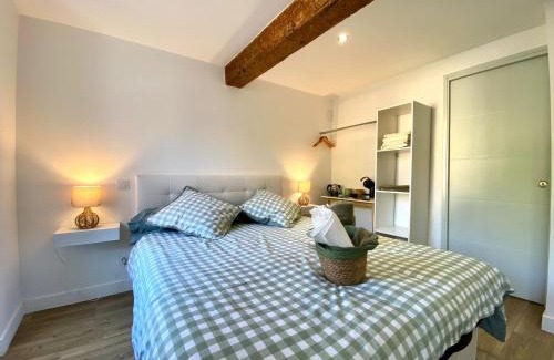 Bastide Saint-Louis Bed & Breakfast | Le Passage de minuit
