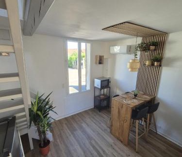 Troyes House | Le passage