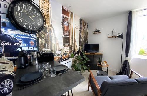 Pont-l'Abbe Apartment | Le petit atelier - Studio - WIFI - Coeur de ville - Parking