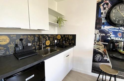 Pont-l'Abbe Apartment | Le petit atelier - Studio - WIFI - Coeur de ville - Parking