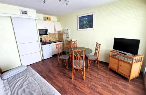 La Chaume Apartment | Le Petit Bargeouri - Face mer avec piscine