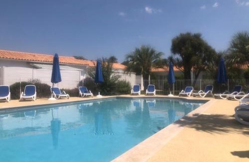 Sainte-Marie-de-Re House | Le Petit Bois