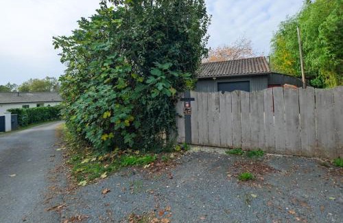 Notre-Dame-de-Sanilhac Ski Chalet | Le petit chalet