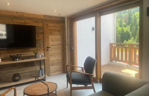 Morzine Apartment | Le Petit Cham - Cosy and Stylist with Balcony View