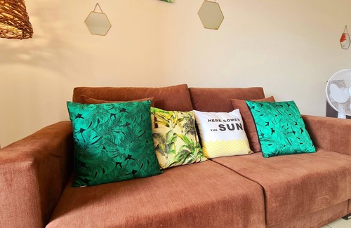 Sainte-Clotilde Apartment | Le petit coin charmant, studio, 2 people, swimming pool,