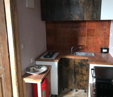Coursan Apartment | le Petit