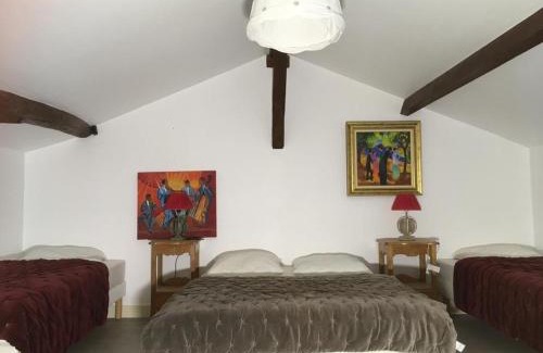 Celles House | Le petit Givry