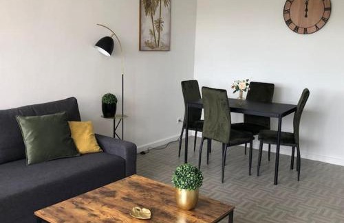 Devant-les-Ponts Apartment | Le petit Lorry - Appt 20 45 m2