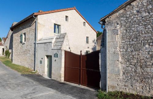 Lemere House | Le Petit Munet