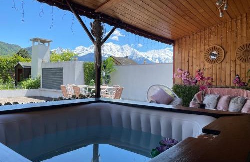 Sallanches Apartment | Le petit paradis au pied du Monte Blanco,jacuzzi privé, Rooftop,air de jeux