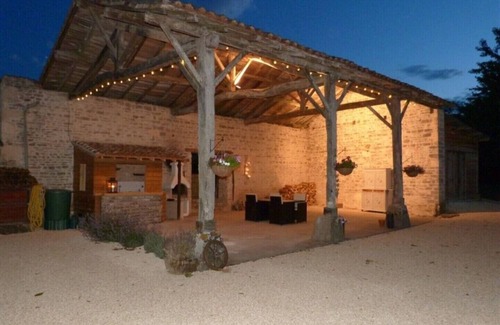 Chaunay Cottage | Le Petit Paradis