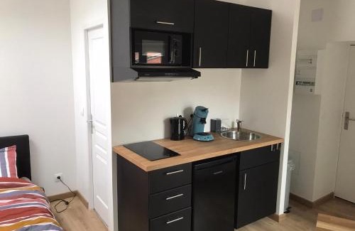 Royat Apartment | Le Petit Sault - Super Studio refait à neuf proche des commerces NaionalN3